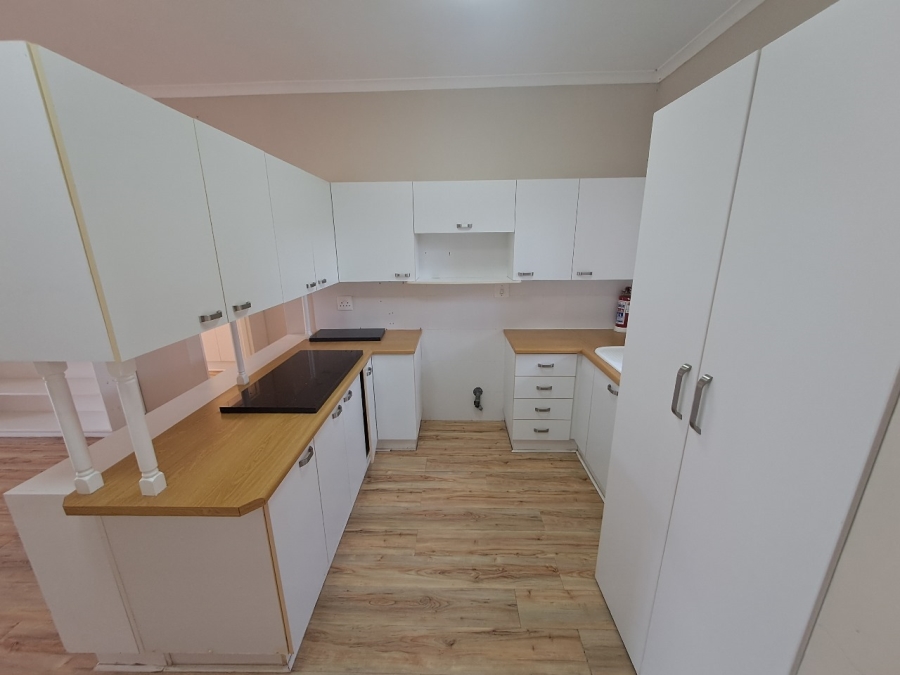1 Bedroom Property for Sale in Fernglen Eastern Cape